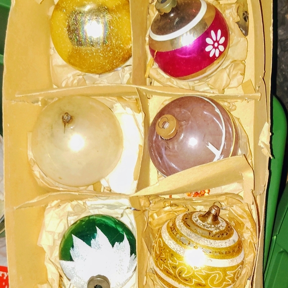 Vintage Mercury Glass ornaments also beating Garland Mercury glass flamingo rare - Picture 5 of 8